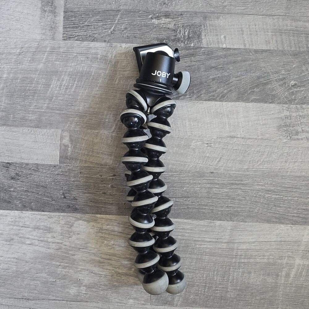 Joby • Adjustable Camera Tripod